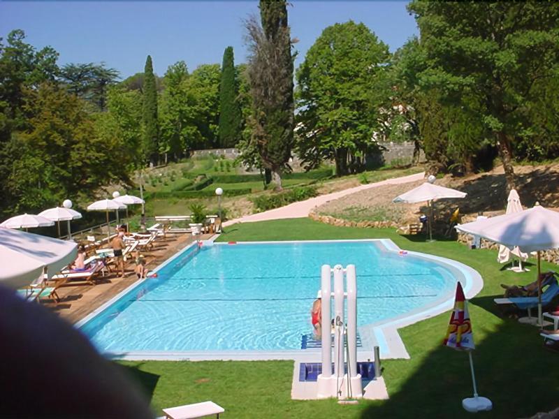 Park Hotel Villa Potenziani Rieti Luaran gambar