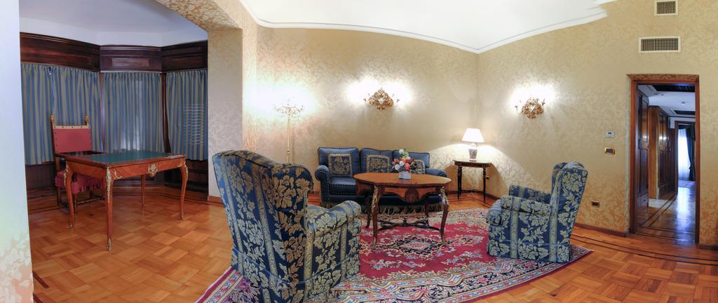 Park Hotel Villa Potenziani Rieti Luaran gambar